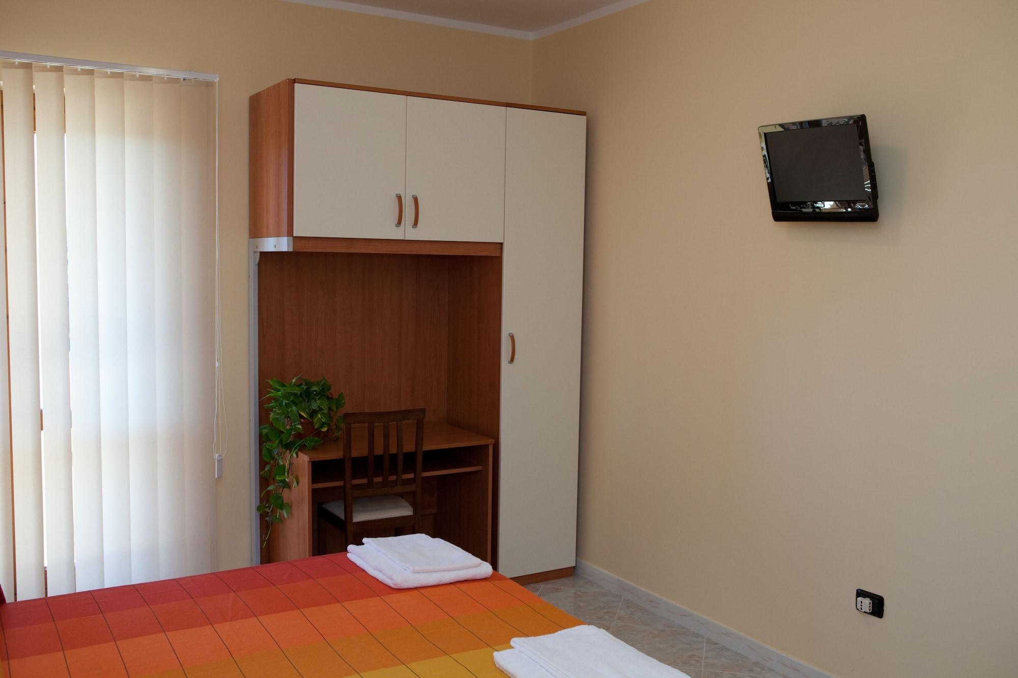 ויבו ואלנטיה מרינה Hotel Barbieri מראה חיצוני תמונה