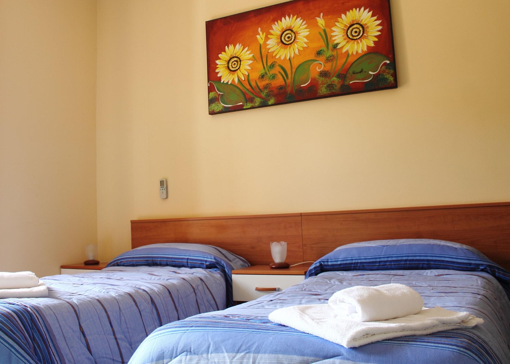 ויבו ואלנטיה מרינה Hotel Barbieri מראה חיצוני תמונה