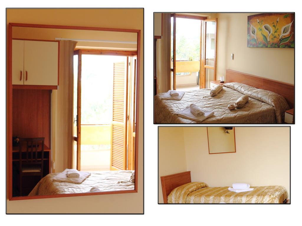 ויבו ואלנטיה מרינה Hotel Barbieri חדר תמונה